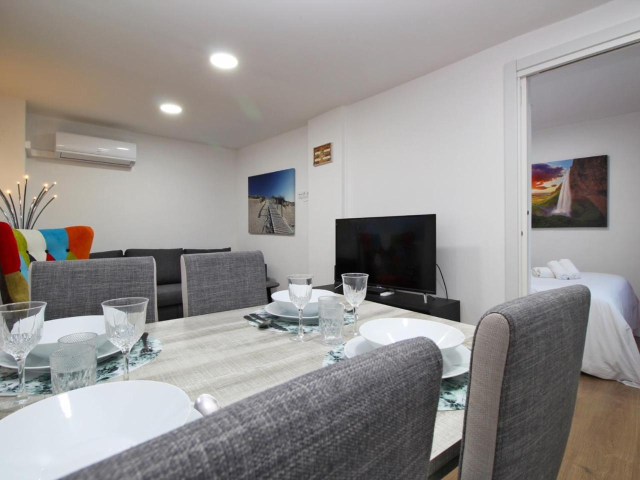 Апартаменти Del Parque Flats Beatas Малага Екстер'єр фото